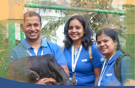 Volunteers of GoPals with desi cow.